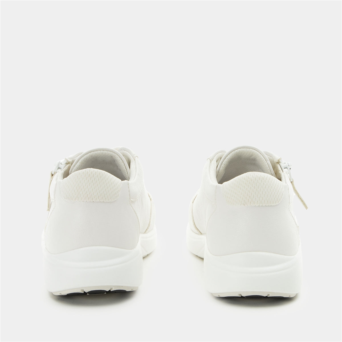 Alegria Eazeer White Out
