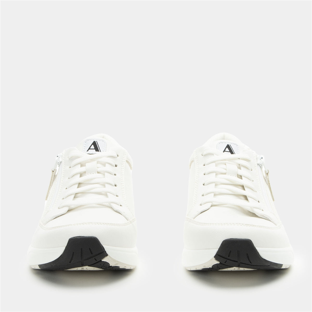 Alegria Eazeer White Out
