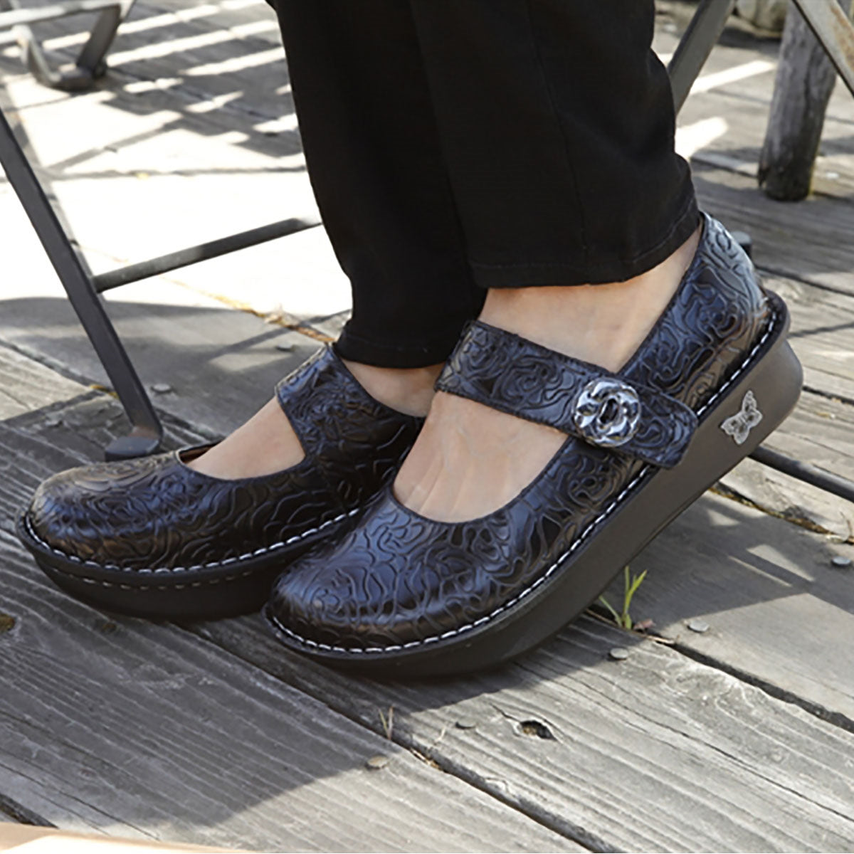 Alegria Paloma Black Embossed Rose