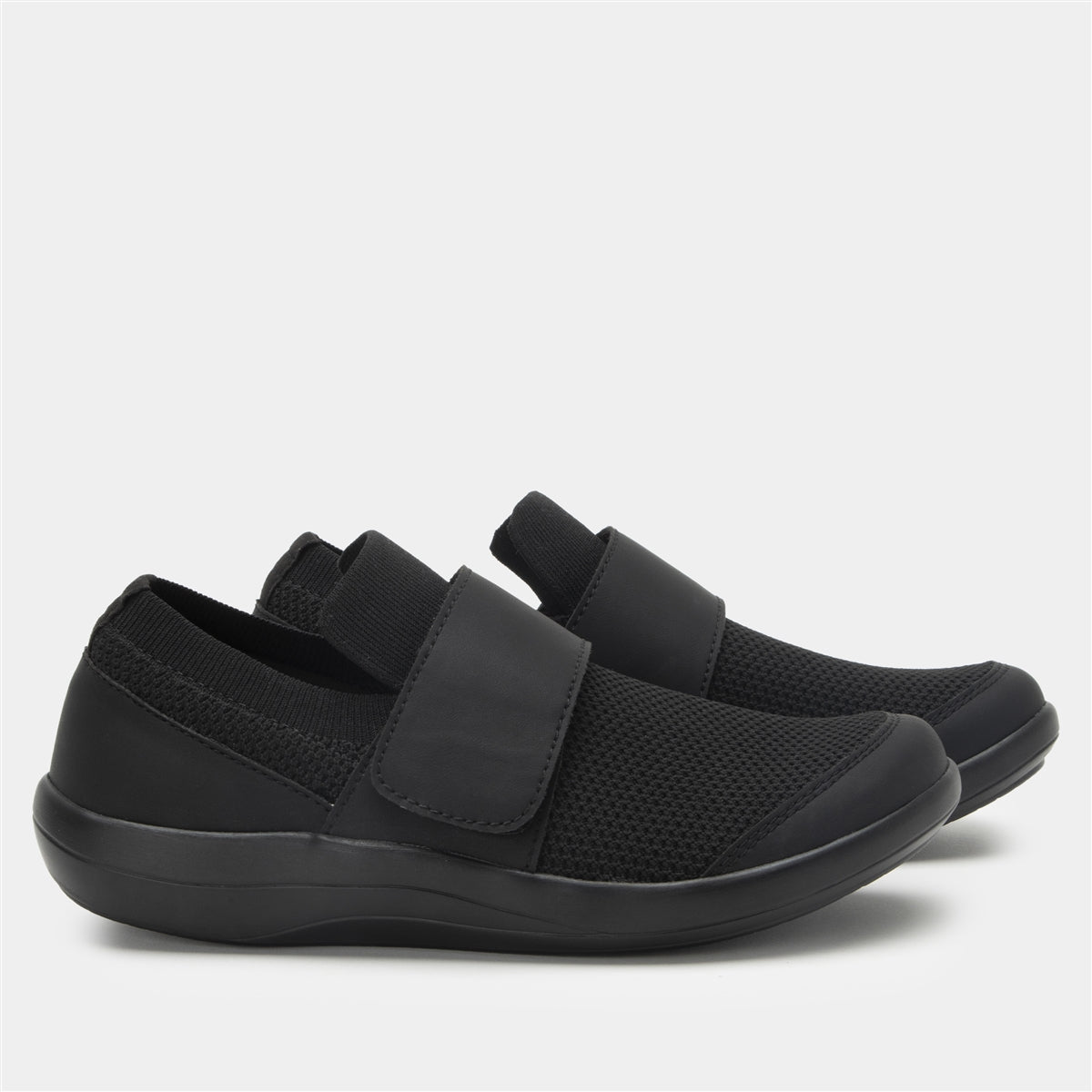 Alegria Dasher Black Out