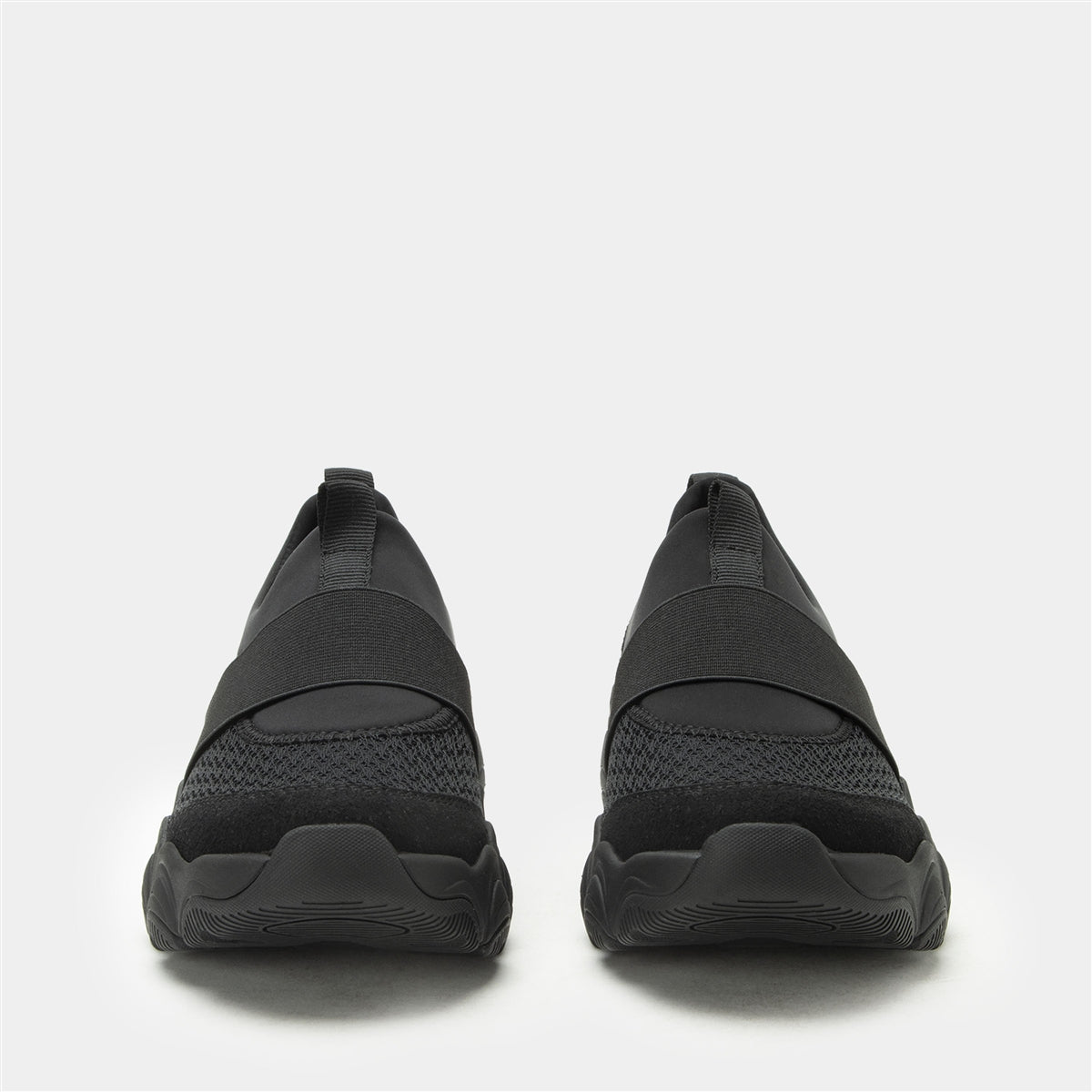 Sleek Joy Black Out