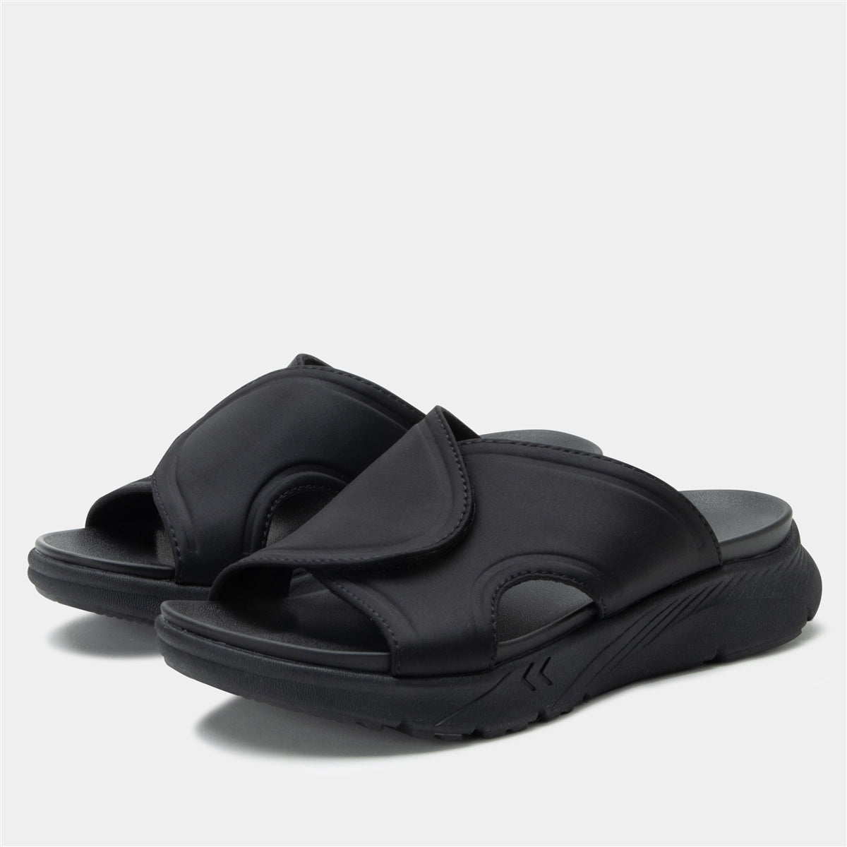 Sunie Black