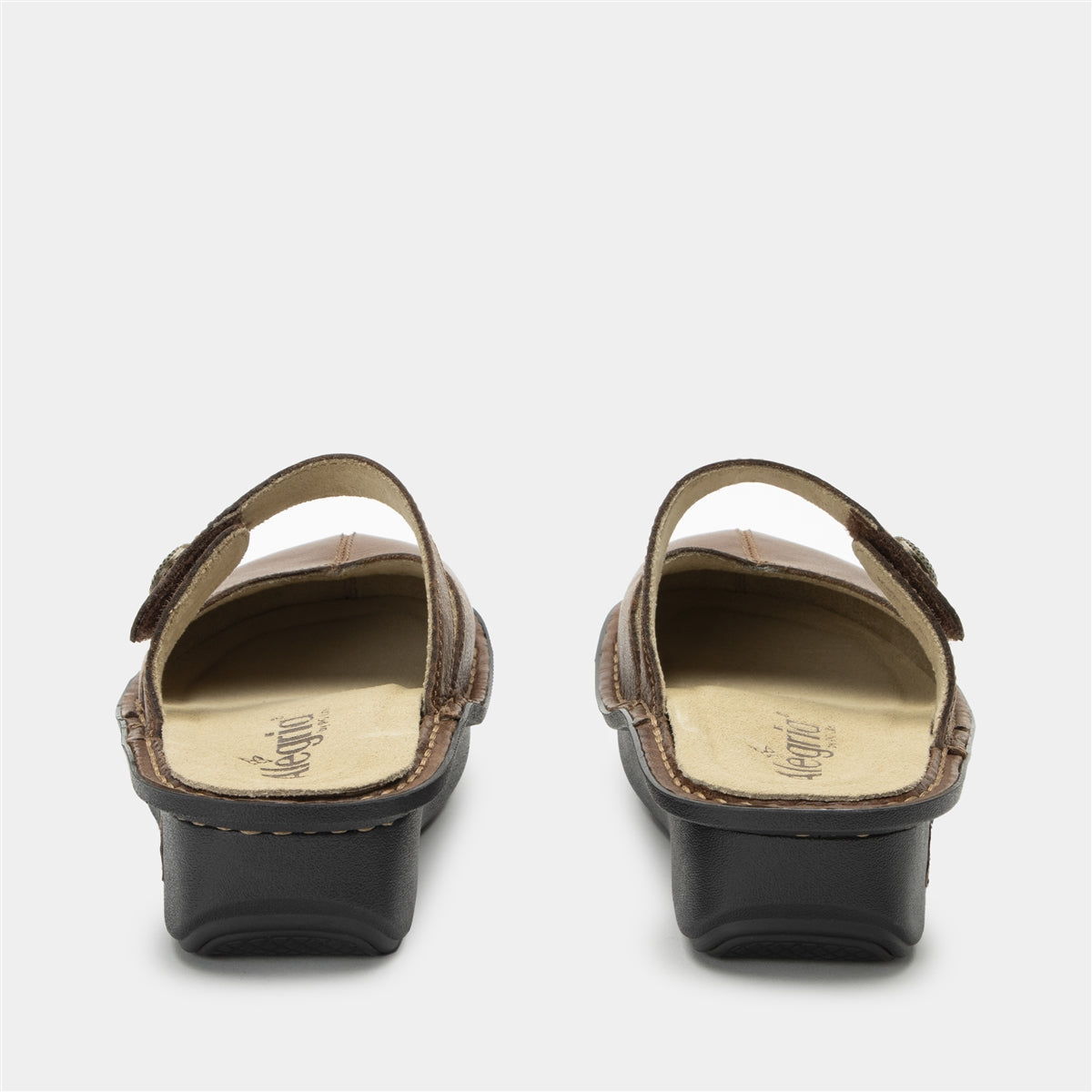 Alegria Kamila Walnut