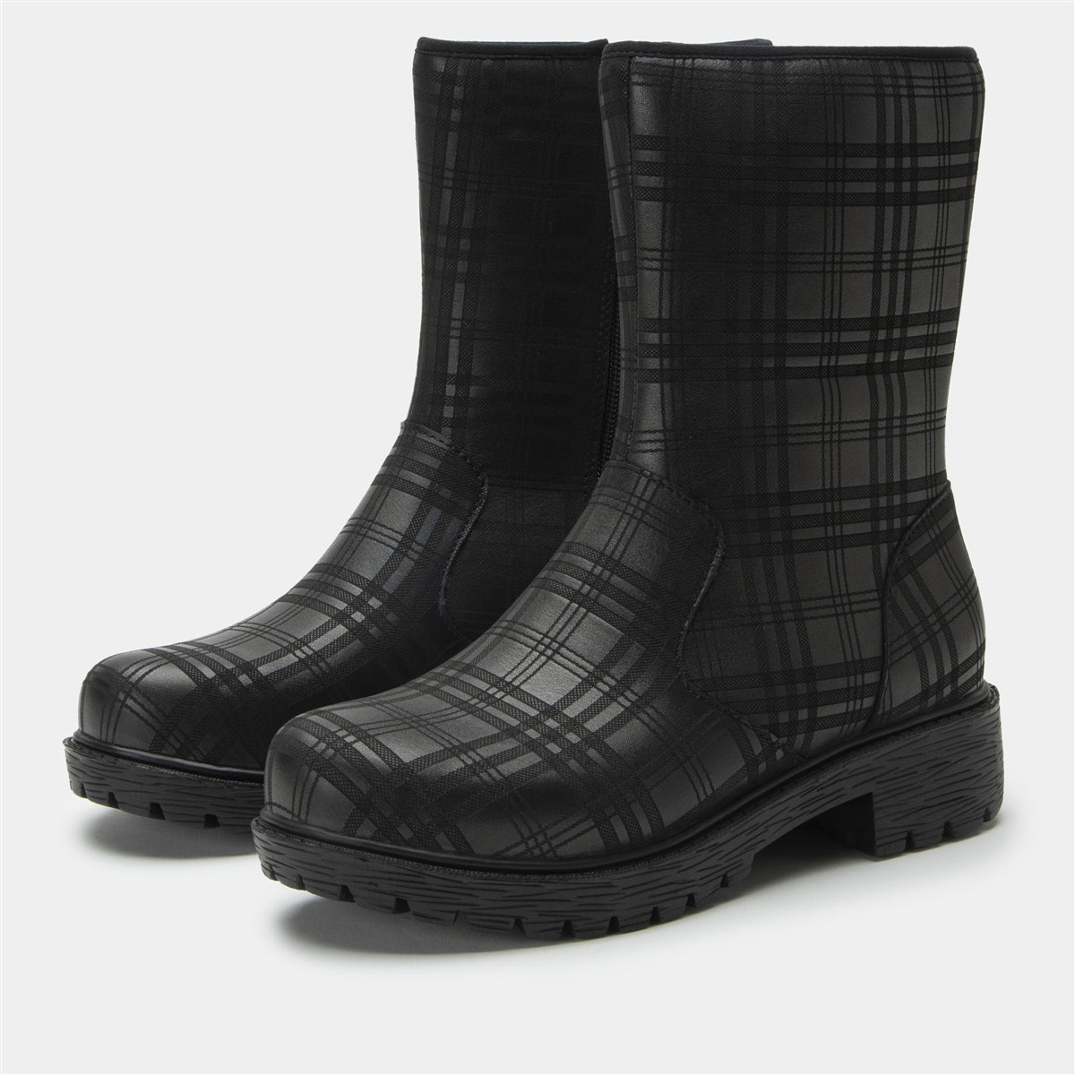 Alegria Chalet Plaid to Meet You