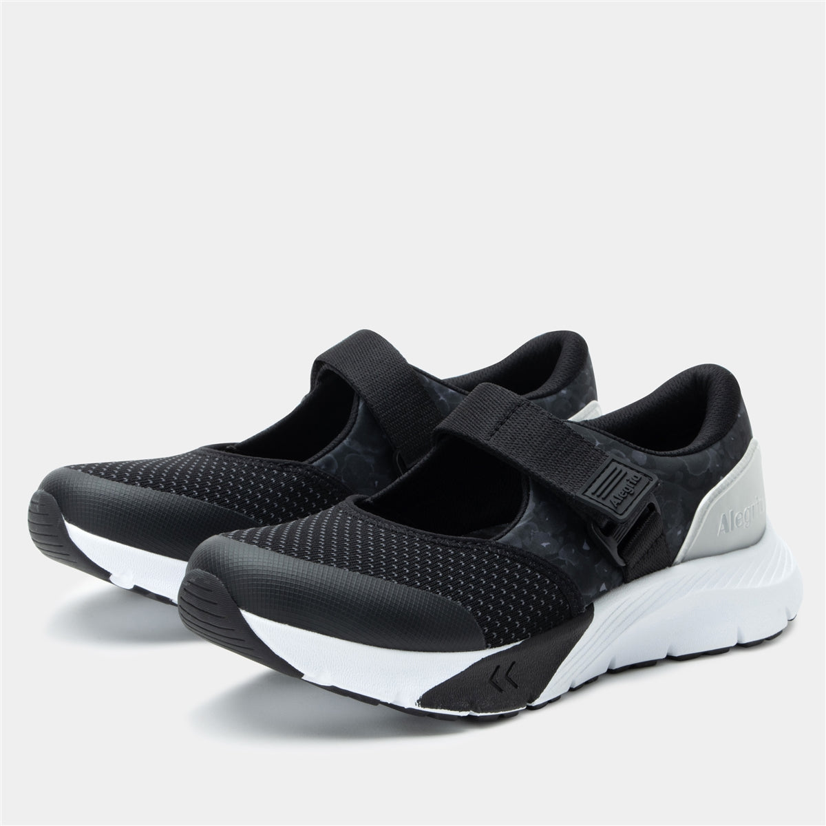 Atlis Poppy Pop Black