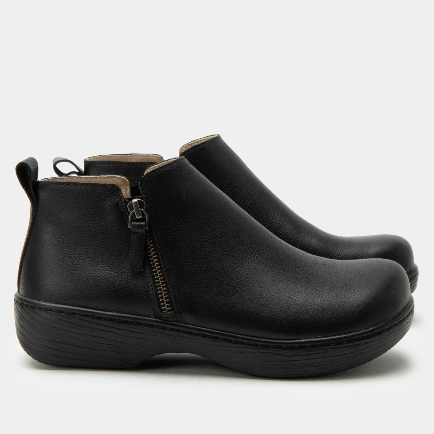 Oaklee Black Bird