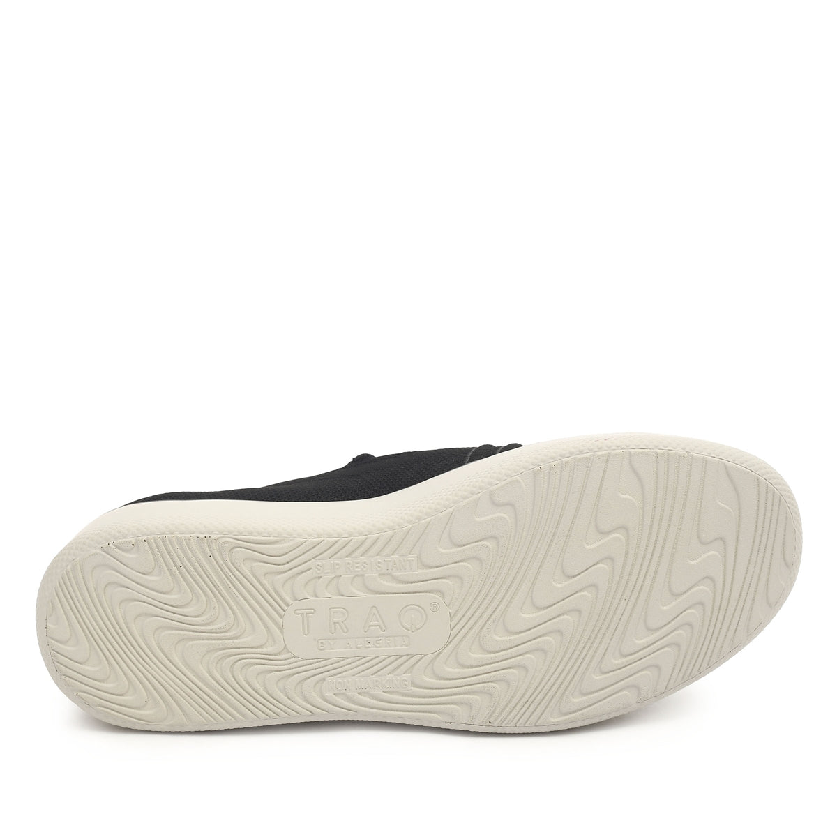 TRAQ Mystiq Black