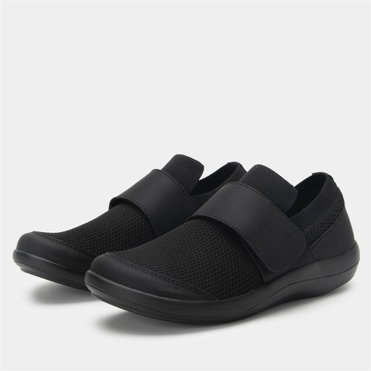 Alegria Dasher Black Out