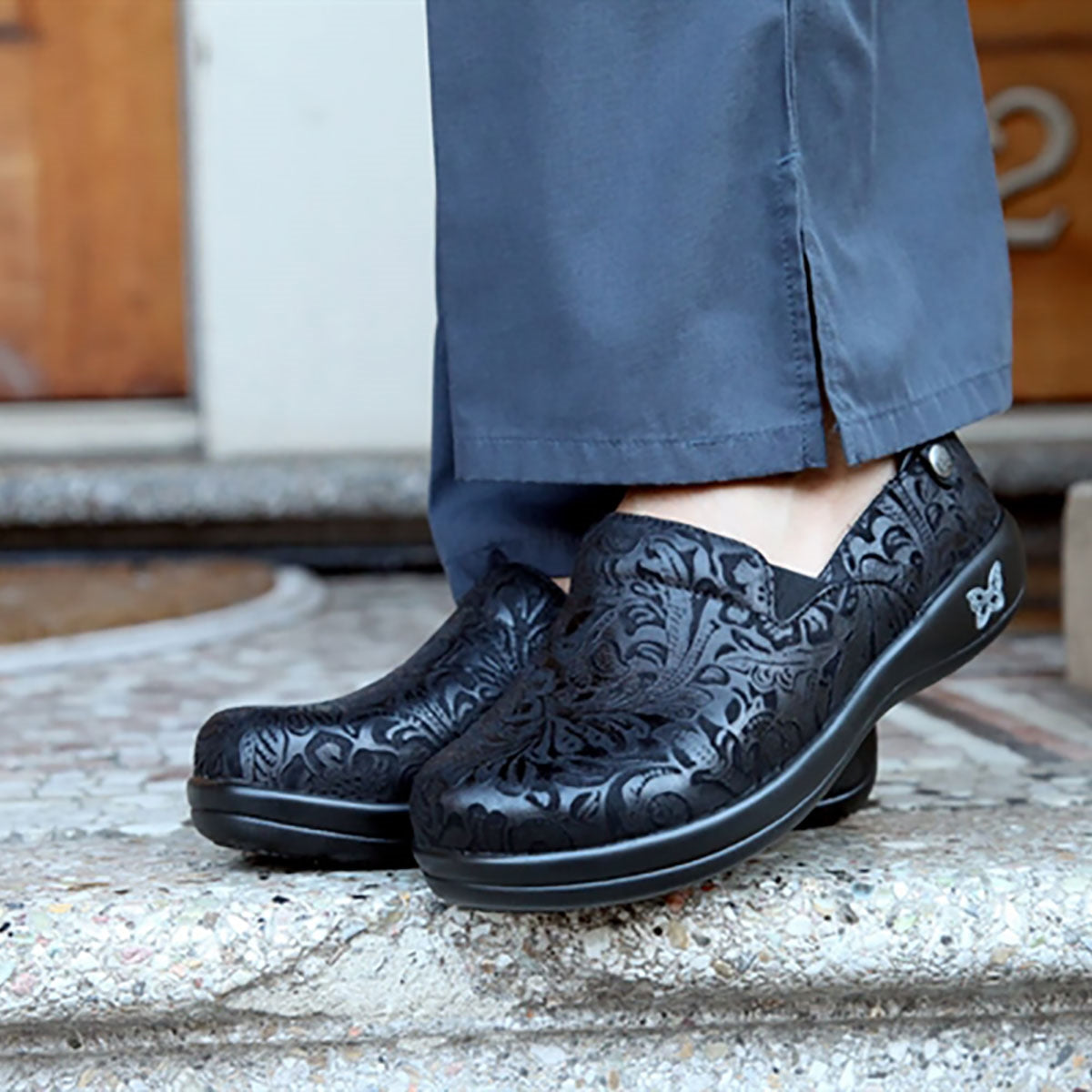 Alegria Keli PRO Black Emboss Paisley