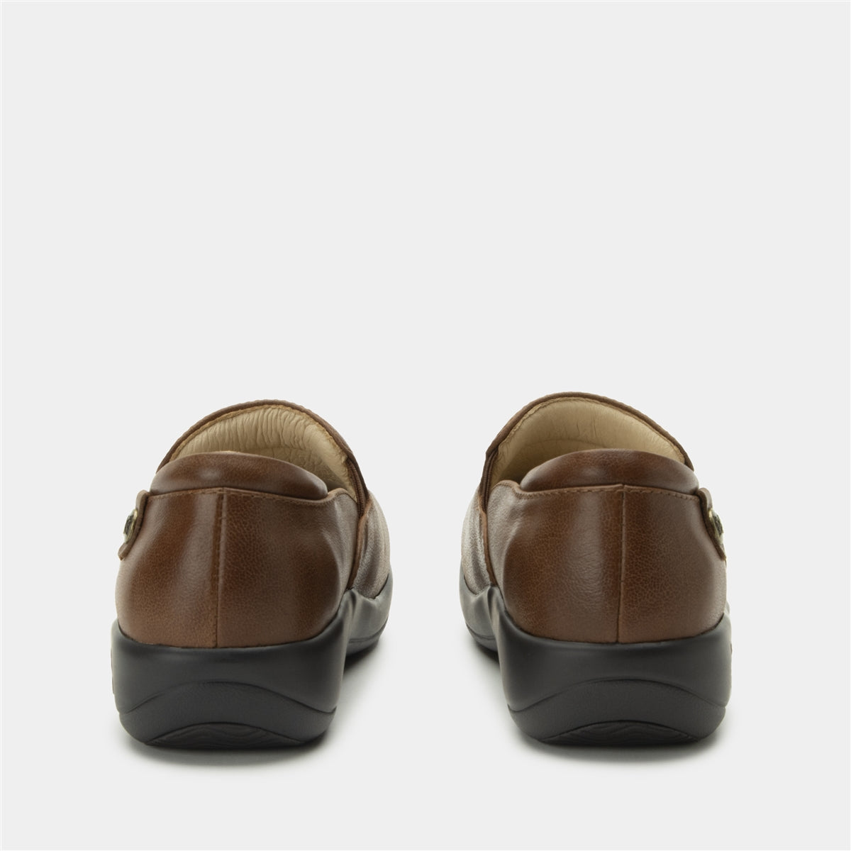 Alegria Keli Walnut