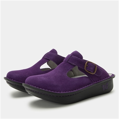 image of orthopedic support shoes with deep amethyst color