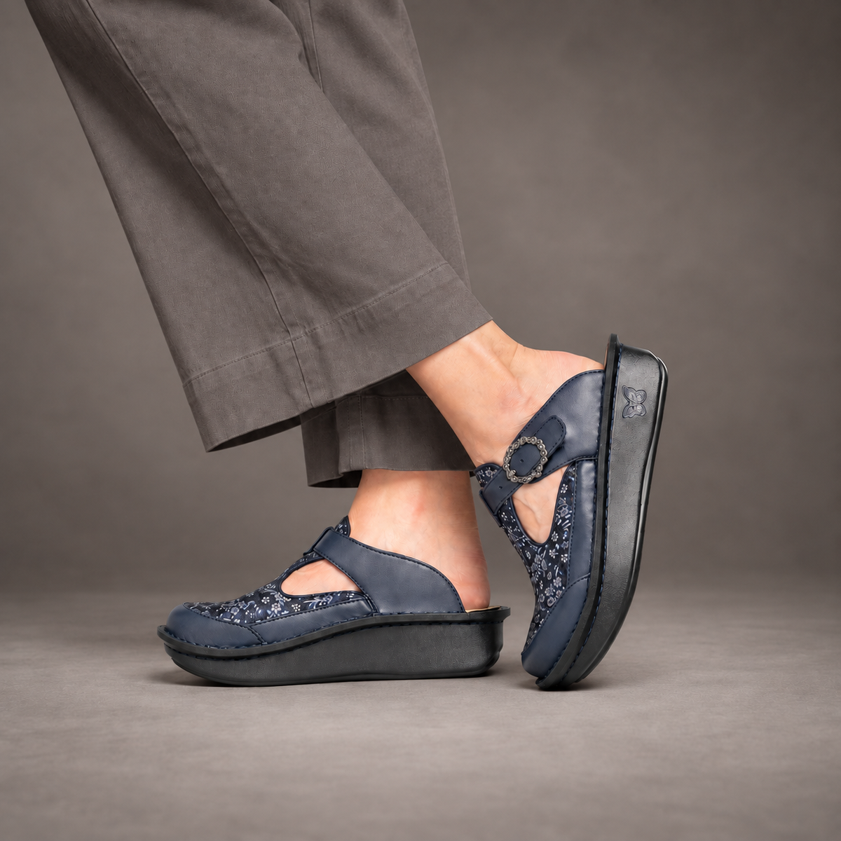 Alegria women's clog mule shoes