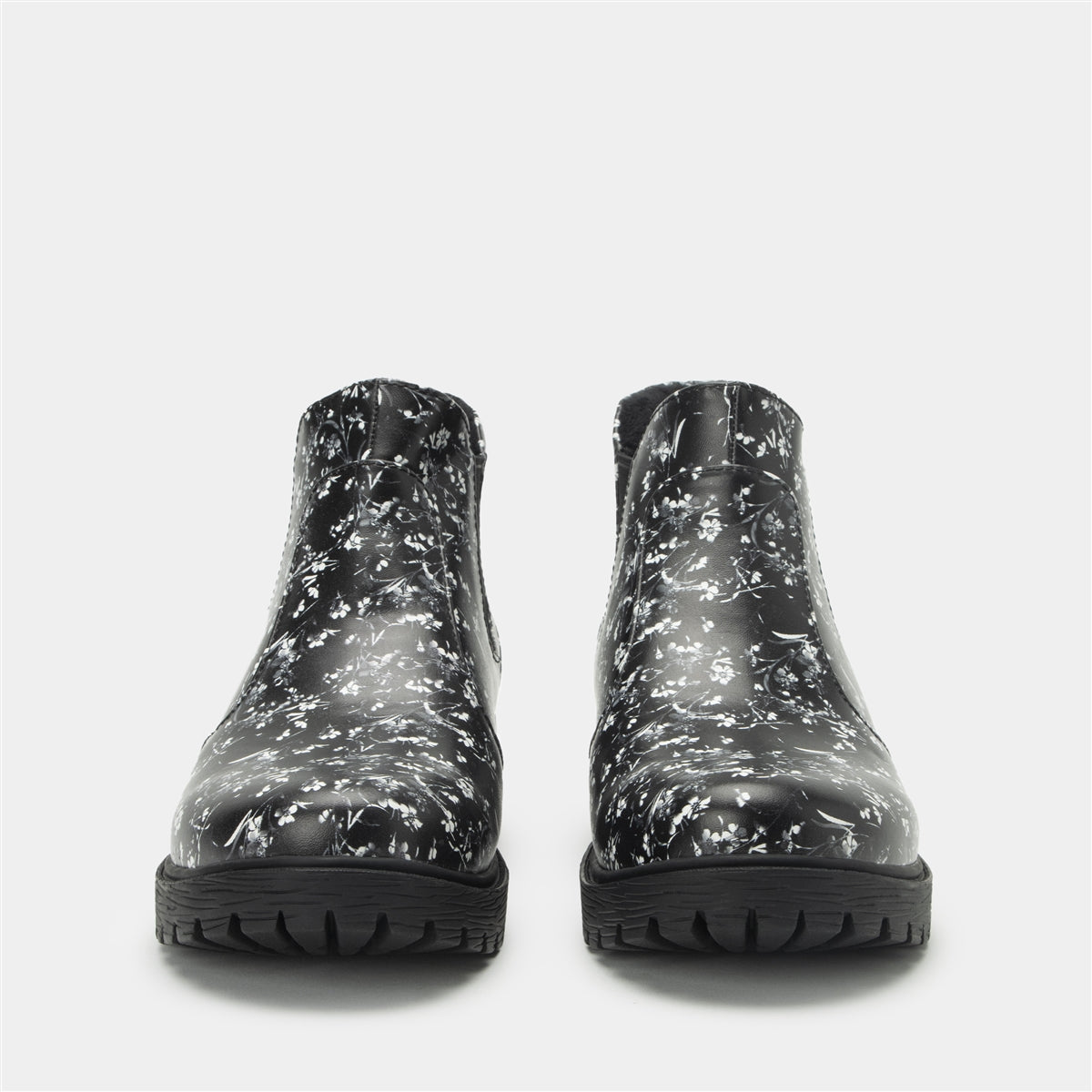 Rowen Relaxed Grey Gardens