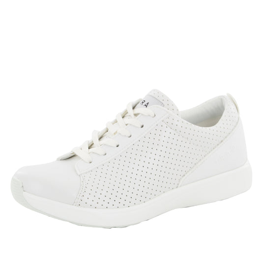 Qest Perf White