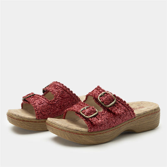Oona Red