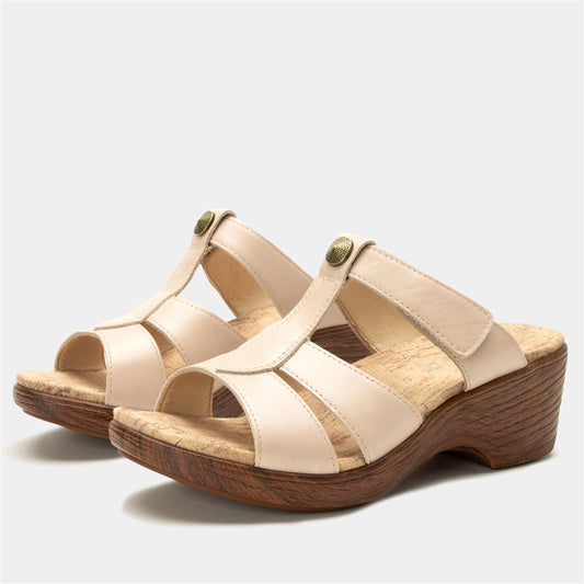 Alegria Shantal Oat