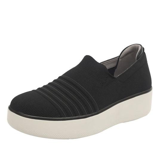 TRAQ Mystiq Black