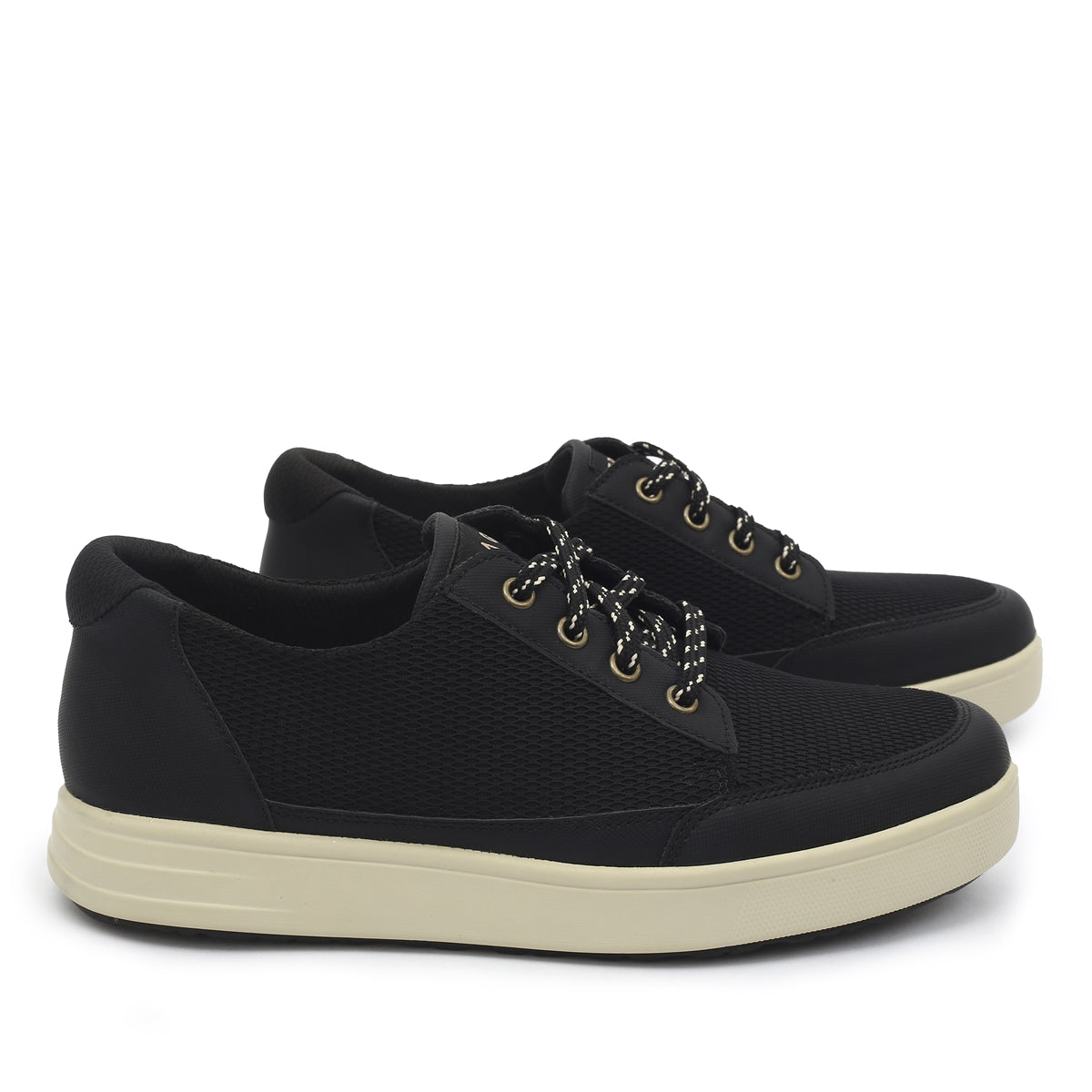 TRAQ Copacetiq Black
