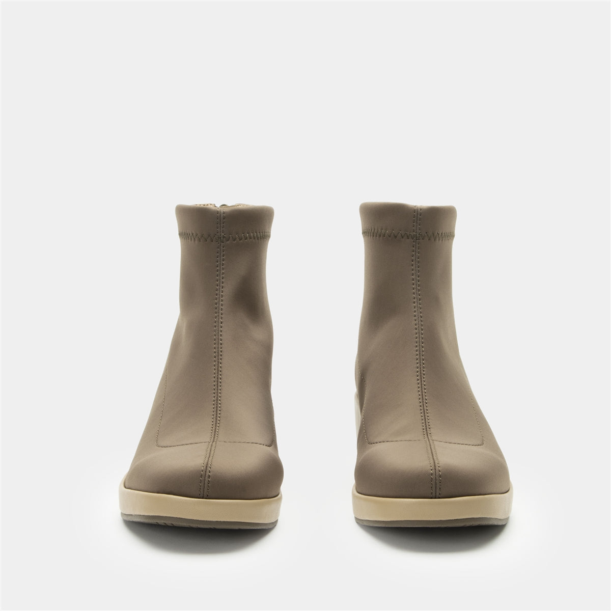 Alegria Harmoni Camel