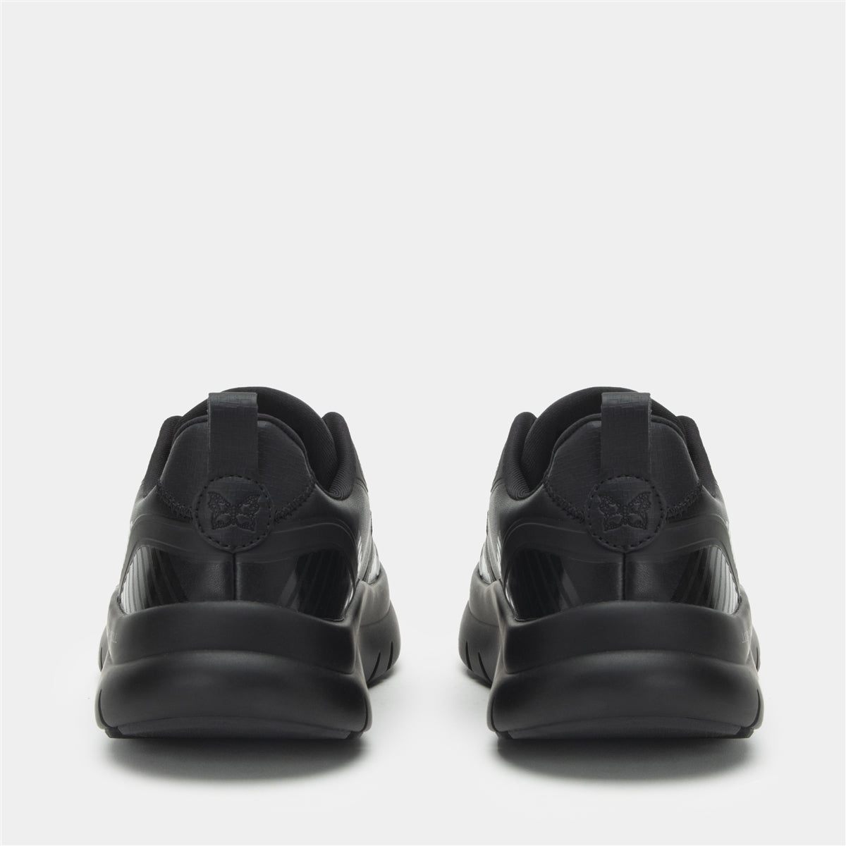 Solstyce Black Out