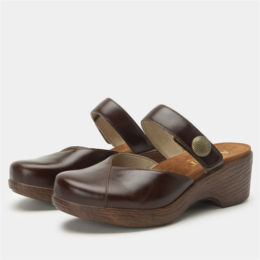 Alegria Sydni Mahogany
