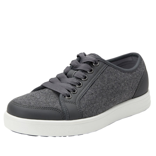 Lyriq Wooly Bully Grey