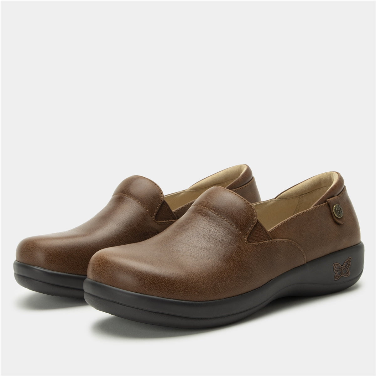 Alegria Keli Walnut