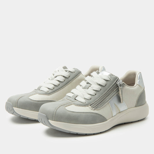 Eazeer Grey