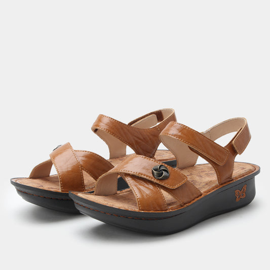 Kelsi Fondly Cognac