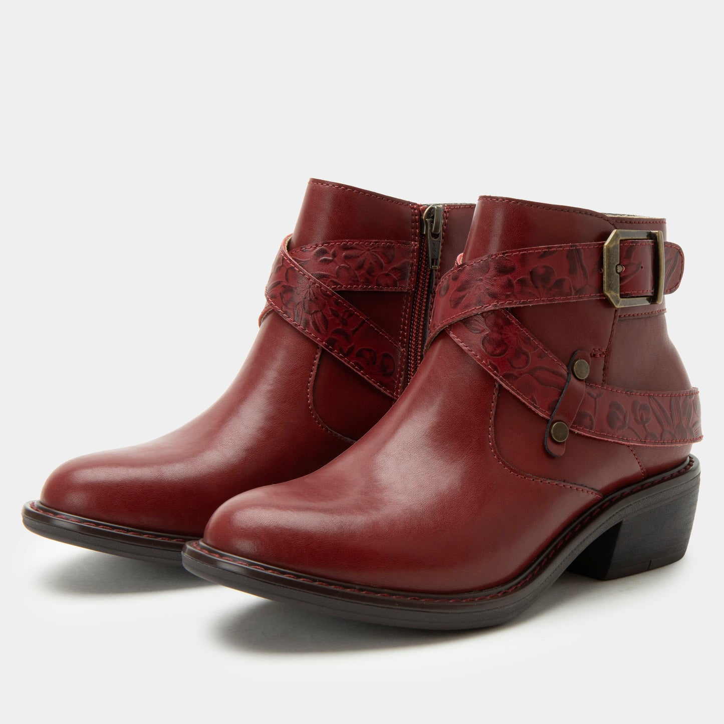 Millie Loretta Roja Wide