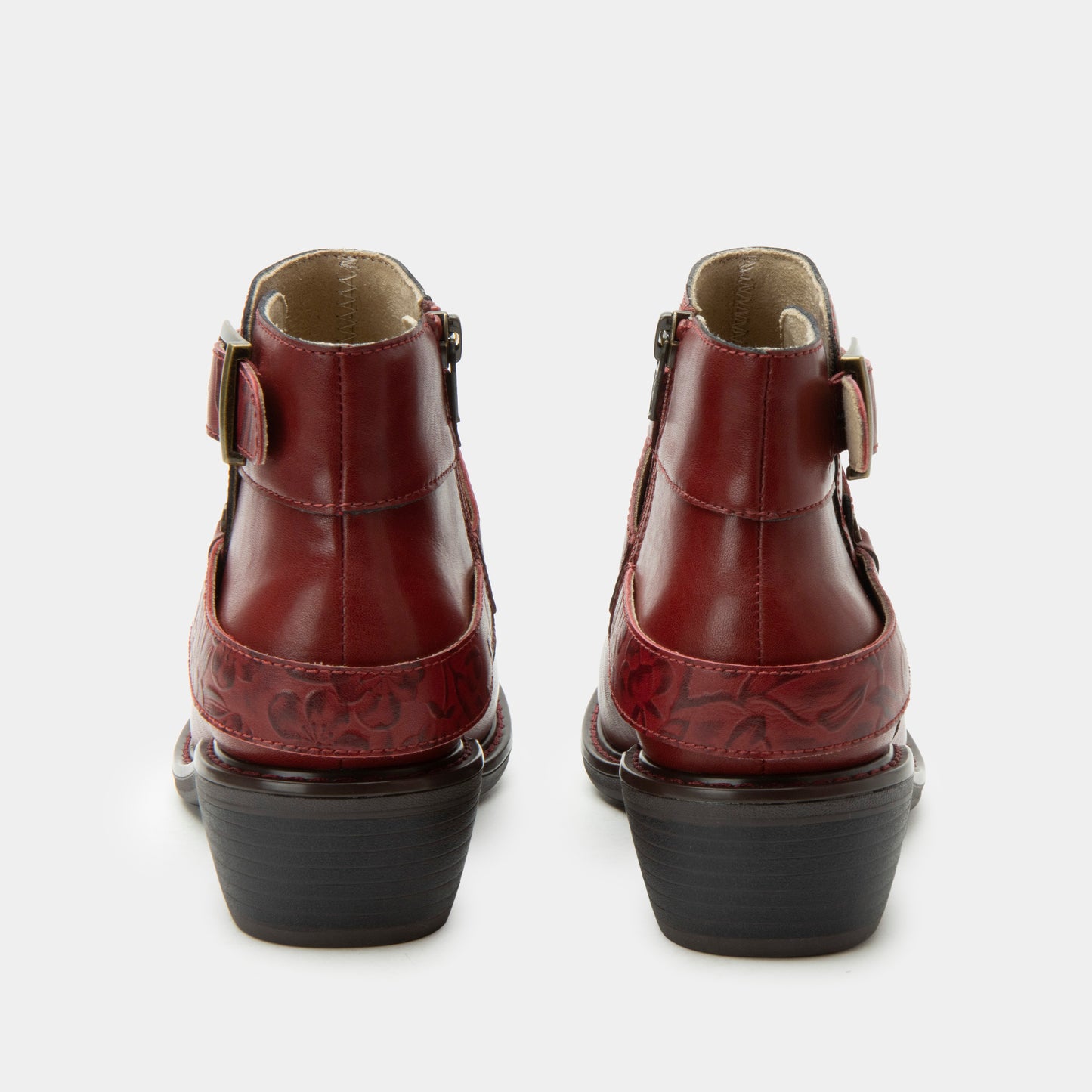 Millie Loretta Roja Wide