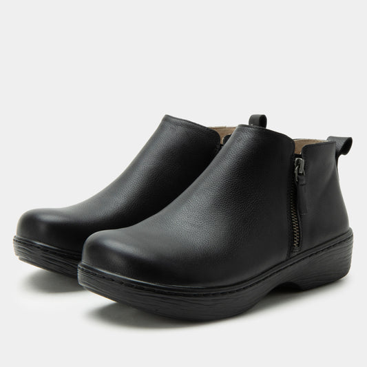 Oaklee Black Bird