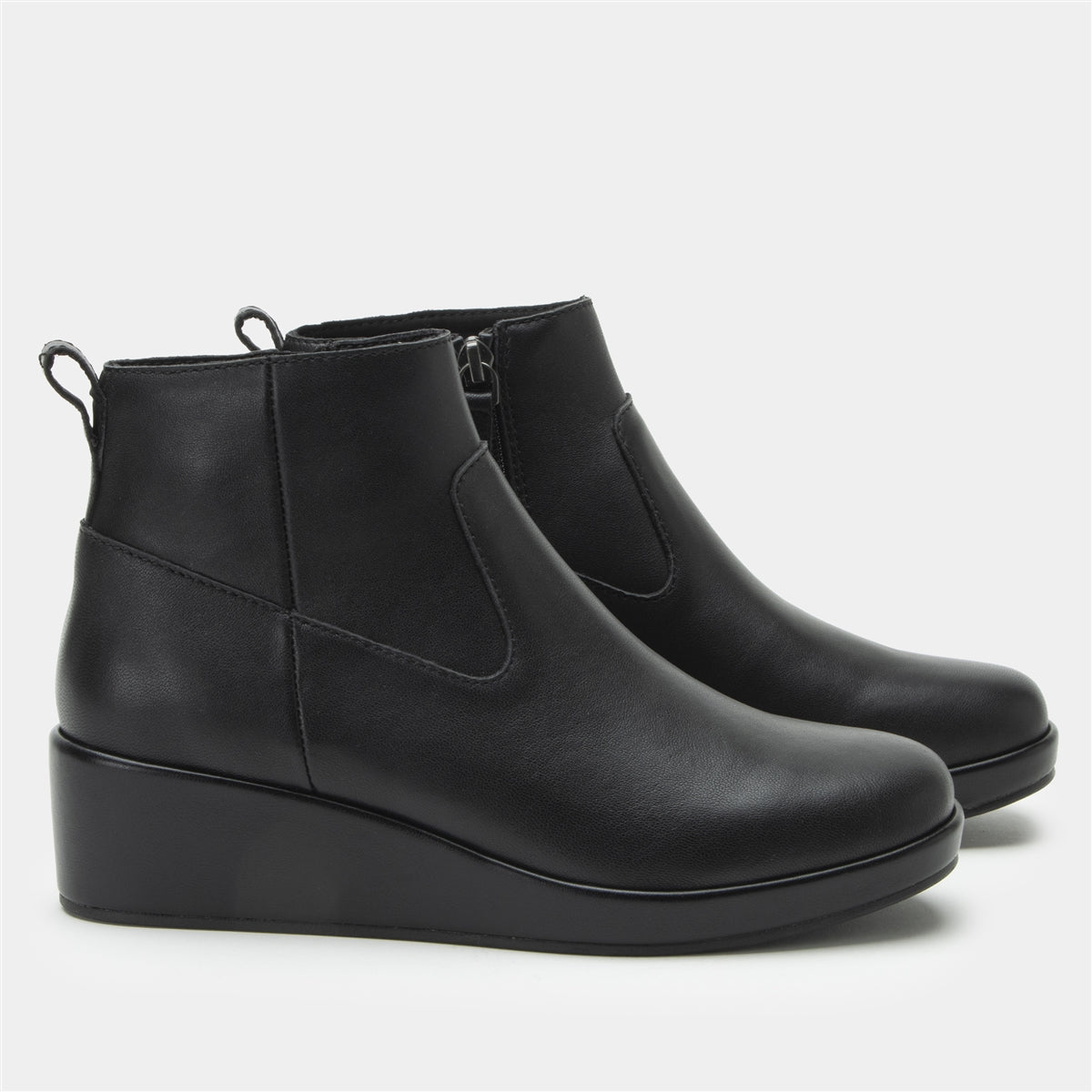 Alegria Hadi Black