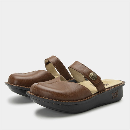 Alegria Kamila Walnut