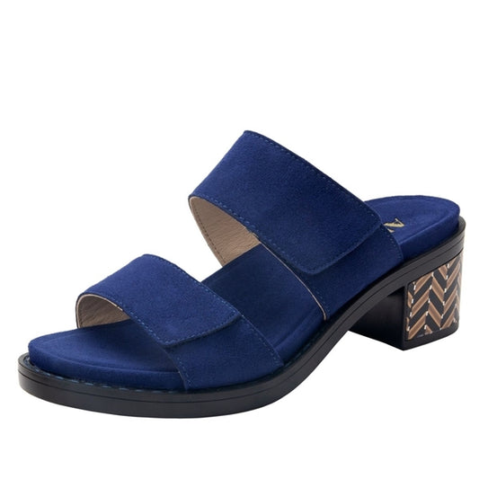 Alegria Tia Sapphire