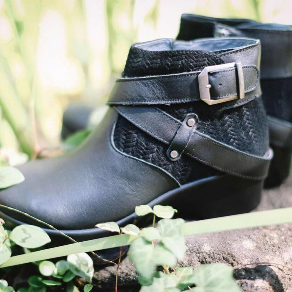 Alegria Eva Black Nappa Boots