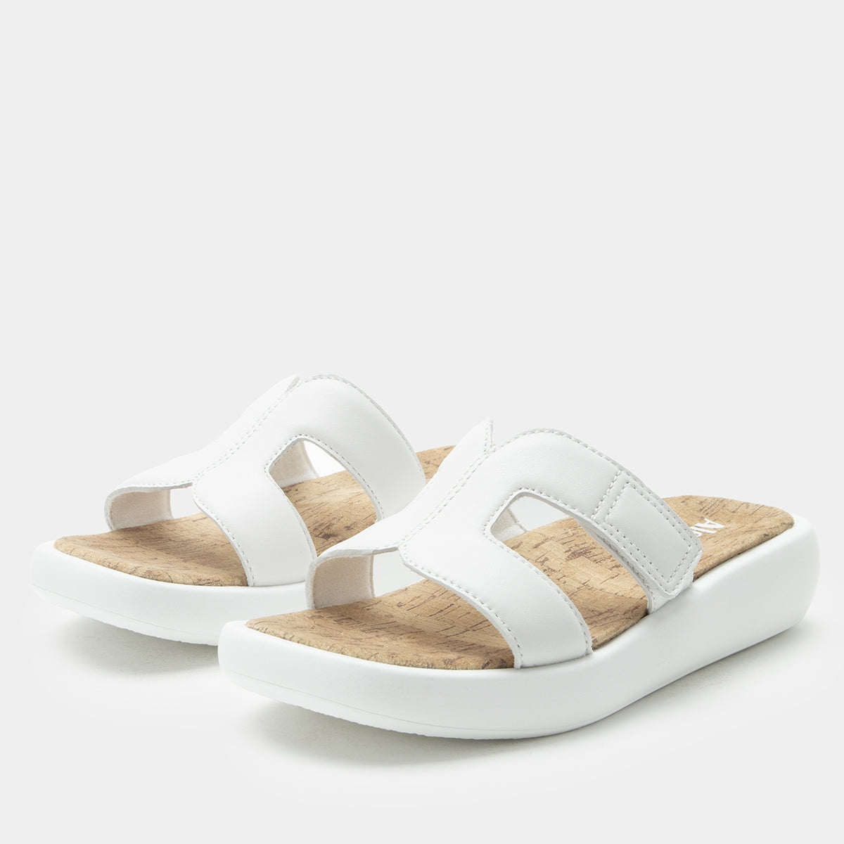 Alegria Portia All White
